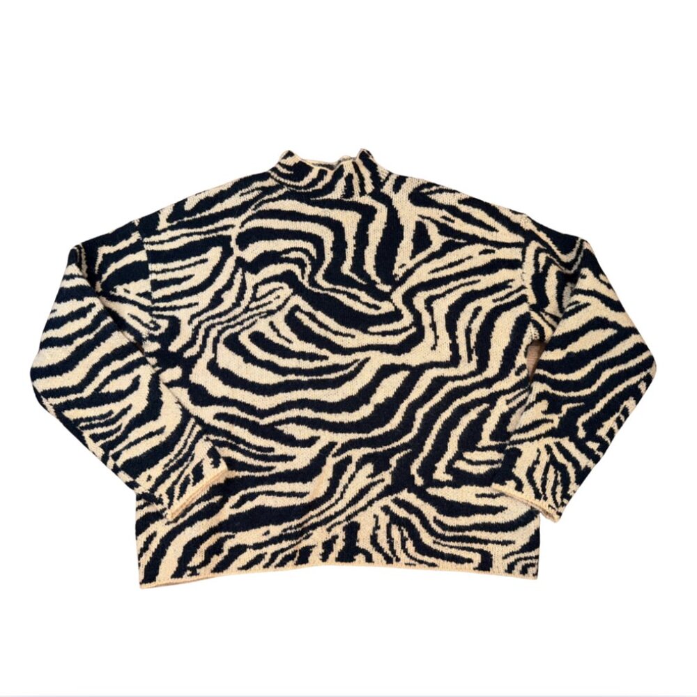 Forever 21 Zebra Print Sweater – Cozy, Chic, Women’s M, Like New